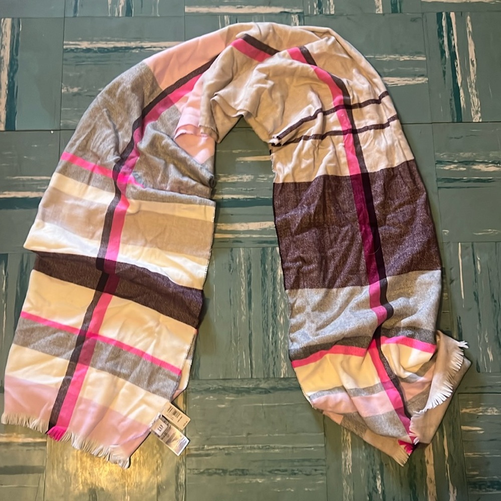 NEW Gap Scarf